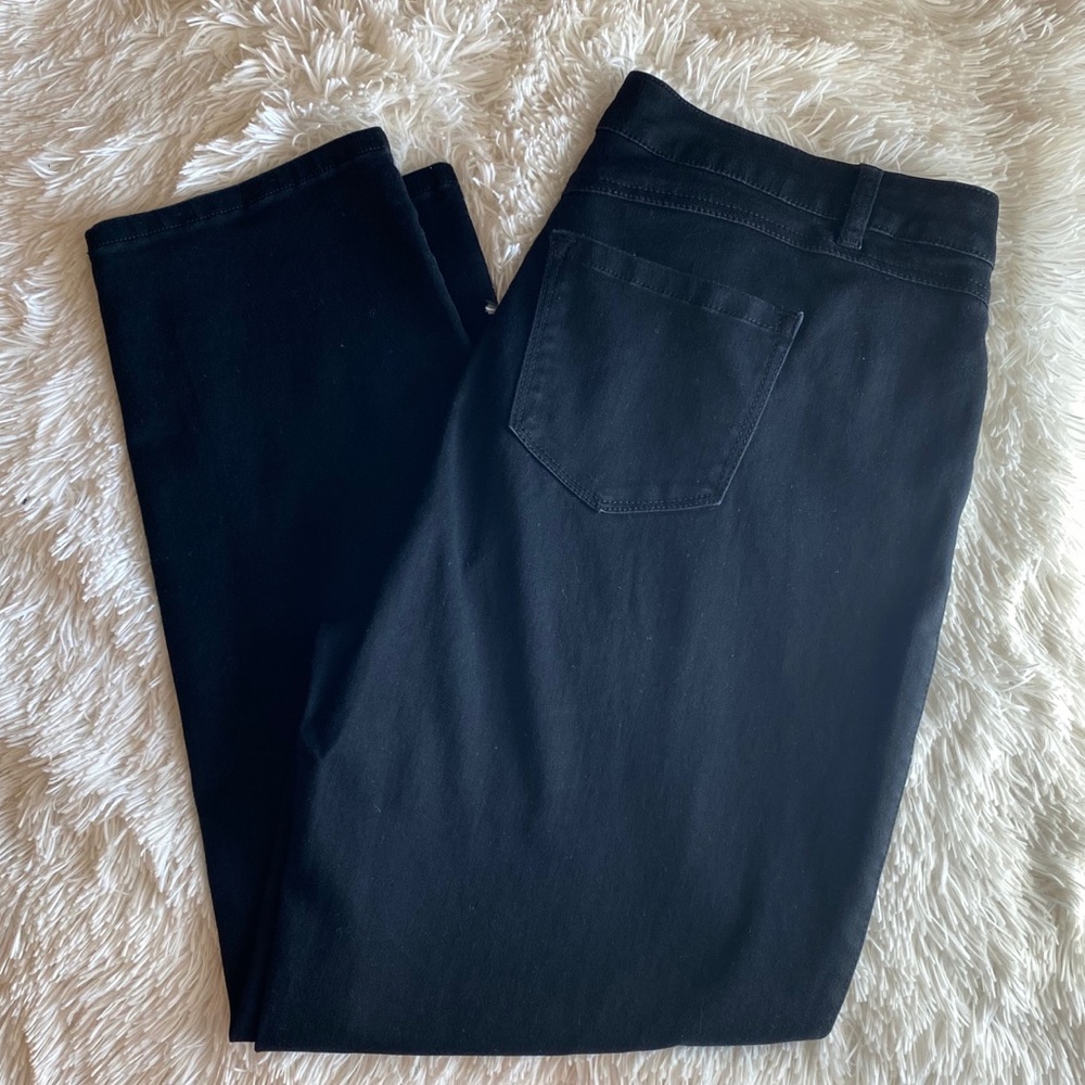 Avenue Black Straight Leg Jeans 18A